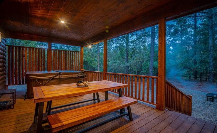 harmony in the pines outside dining table