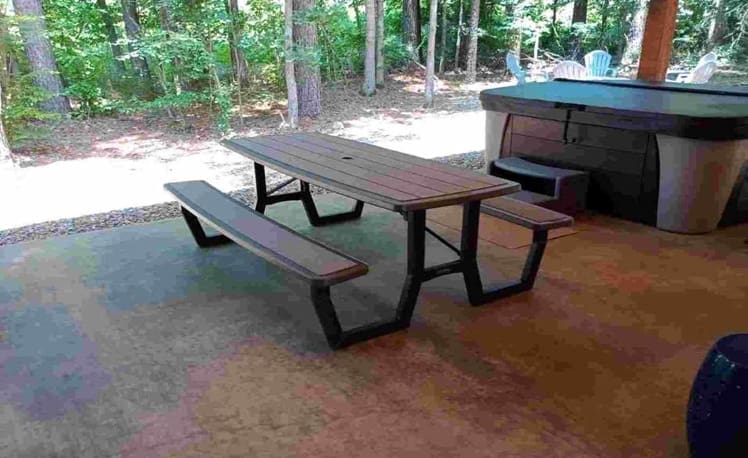 Picnic_table2