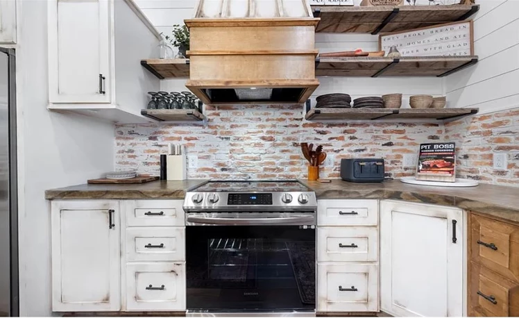 Diamond_Sunset_Retreat_Kitchen_Stove