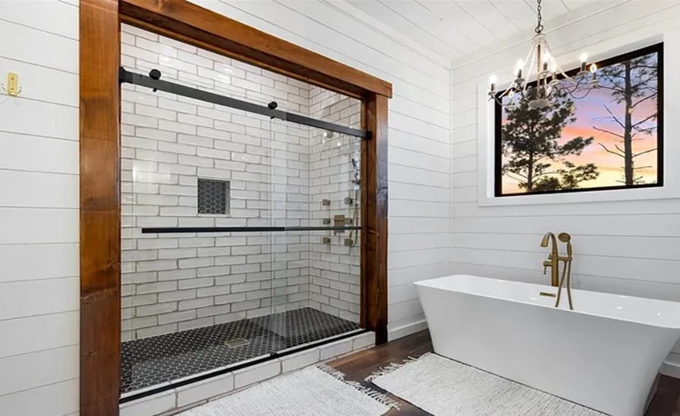 Diamond_Sunset_Retreat_Master_Bathroom_Tub_Shower1