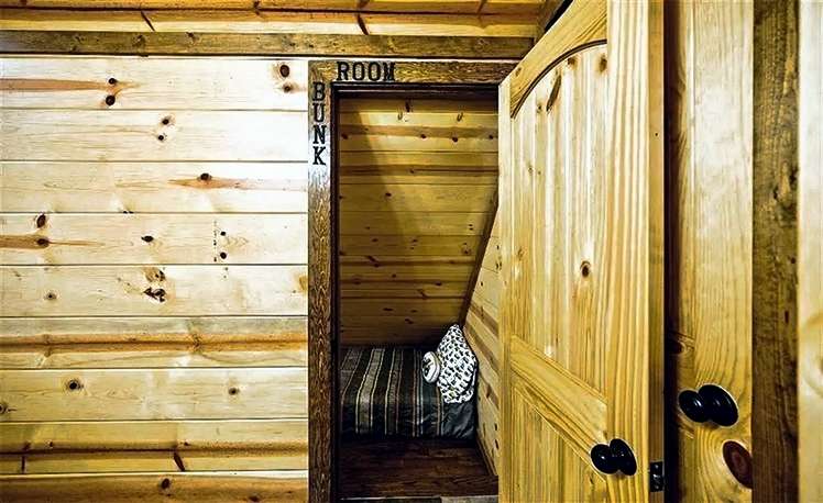 THL BUNKROOM