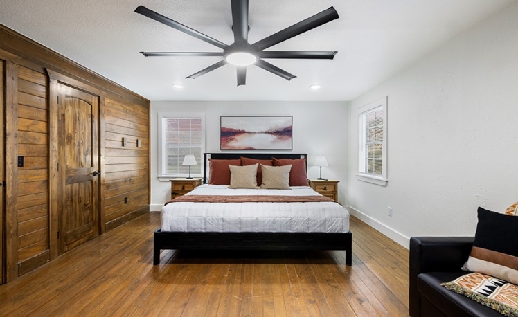 Master-Bedroom-2-with-Couch