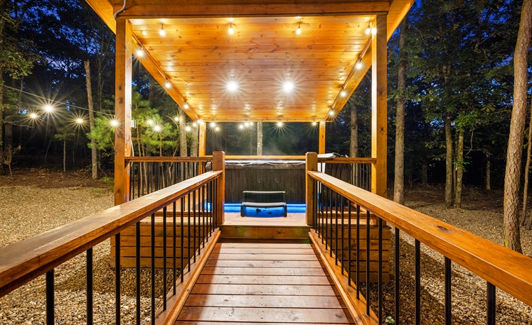 walkway to hot tub