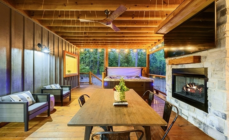 outdoor dining table on deck