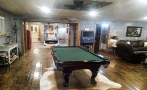 Uptown Hochatown - Experience the Hochatown Vibe!