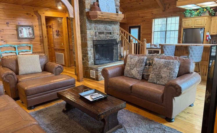 white oak lodge great room